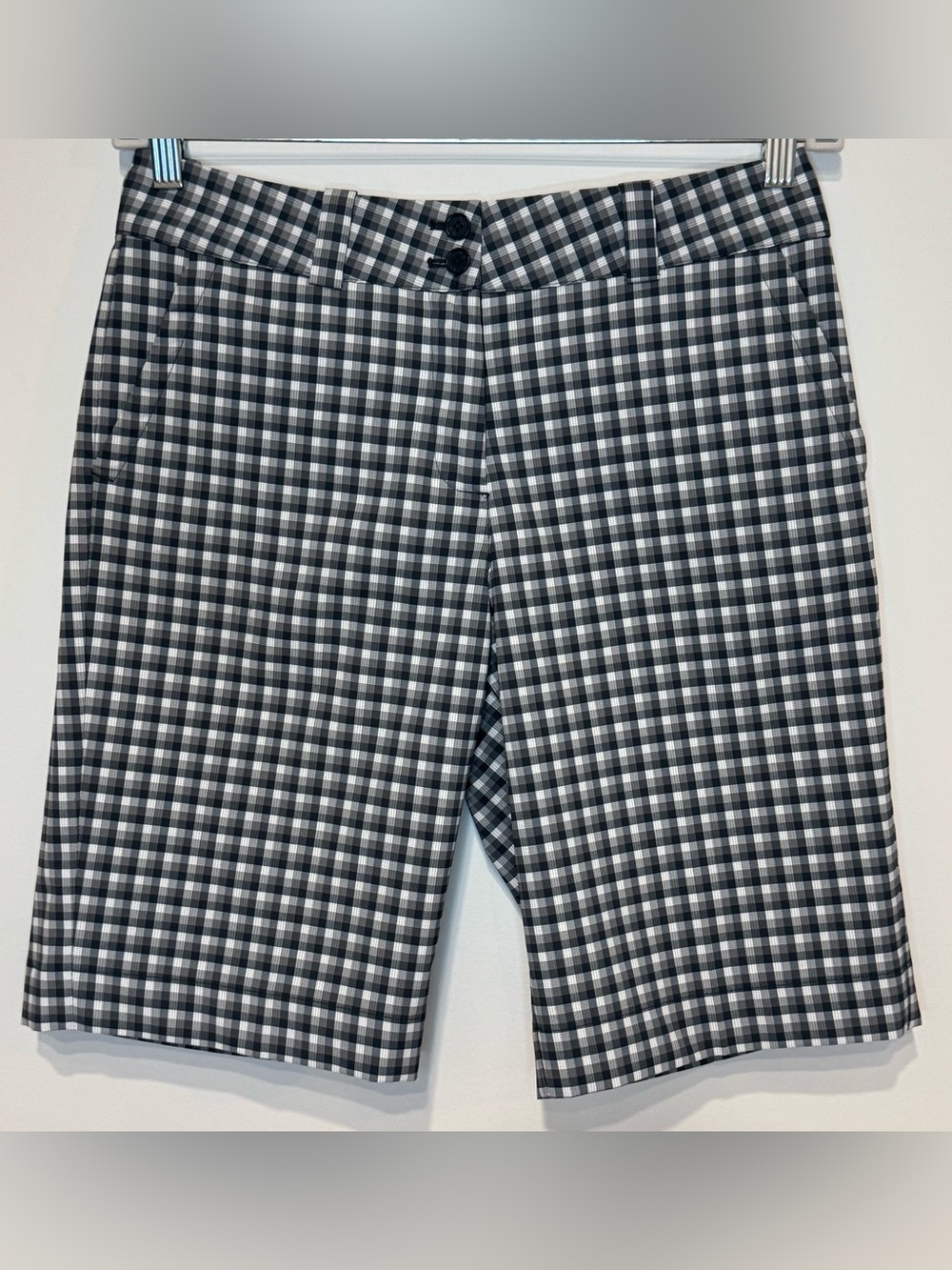 Nike Dry-Fit Women’s Plaid Golf Shorts Size M